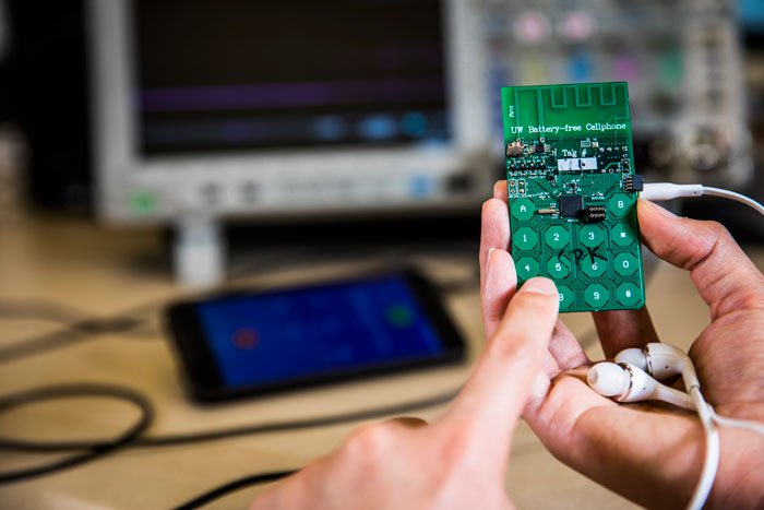 ಬ್ಯಾಟರಿ ಕಿರಿಕಿರಿ ಇಲ್ಲ, ಏಕೆಂದರೆ ಈ ಮೊಬೈಲ್ ನಲ್ಲಿ ಬ್ಯಾಟರಿಯೇ ಇಲ್ಲ !